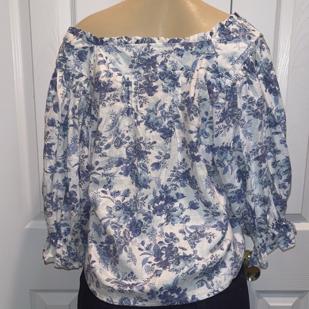 Cupcakes & Cashmere Blue Floral Women's Top - Picture 6 of 7